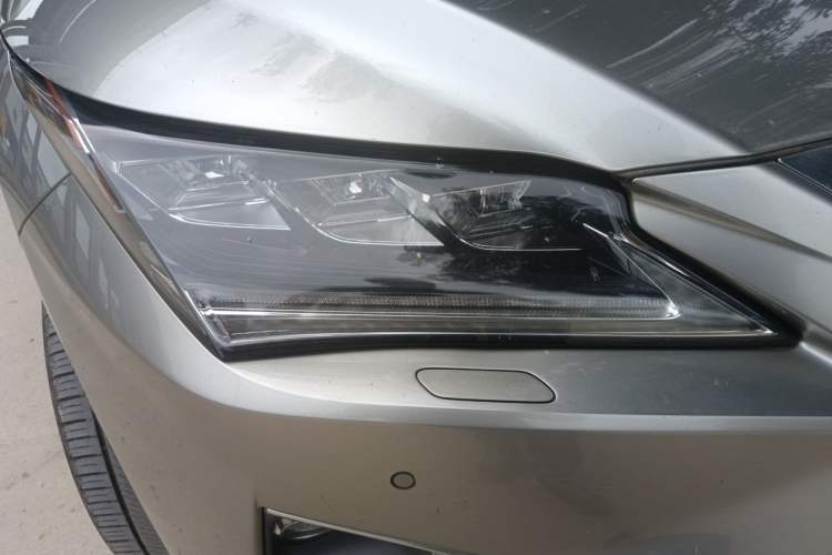 Used Lexus RX 2016 300 4x4 Elegant Edition China V-standard Right Front Headlight