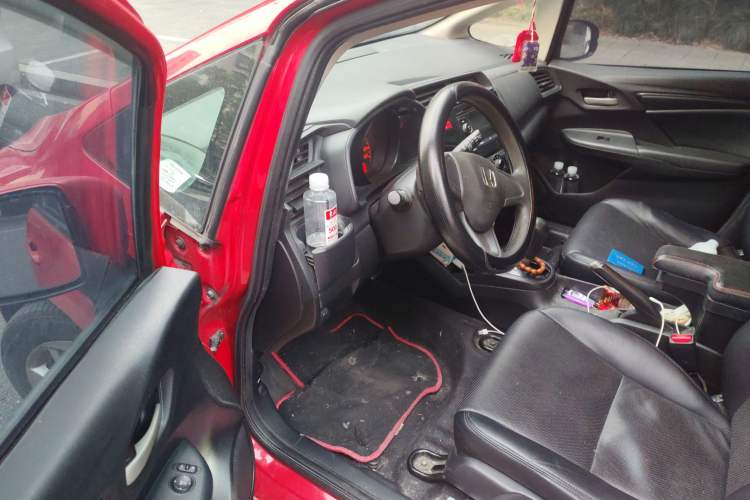 Used Honda Fit 2014 1.5L LX CVT Comfort Model
