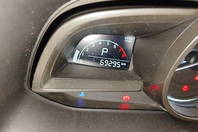 Used Mazda 3 Axela 2019 Cloud-Controlled Sedan 1.5L Automatic Luxury Model China VI Standard
