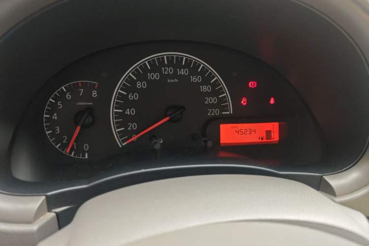 Used Nissan Sunny 2014 1.5XE Manual Elite Edition
