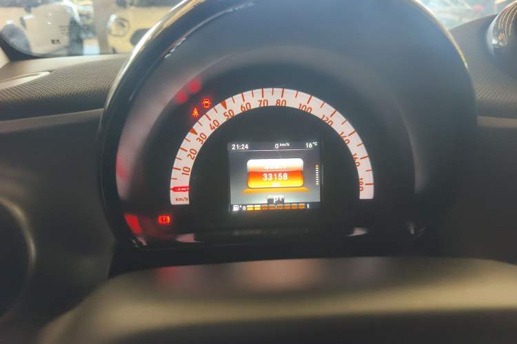 Used smart fortwo 2018 1.0L 52kW Convertible Passion Edition China V Standard