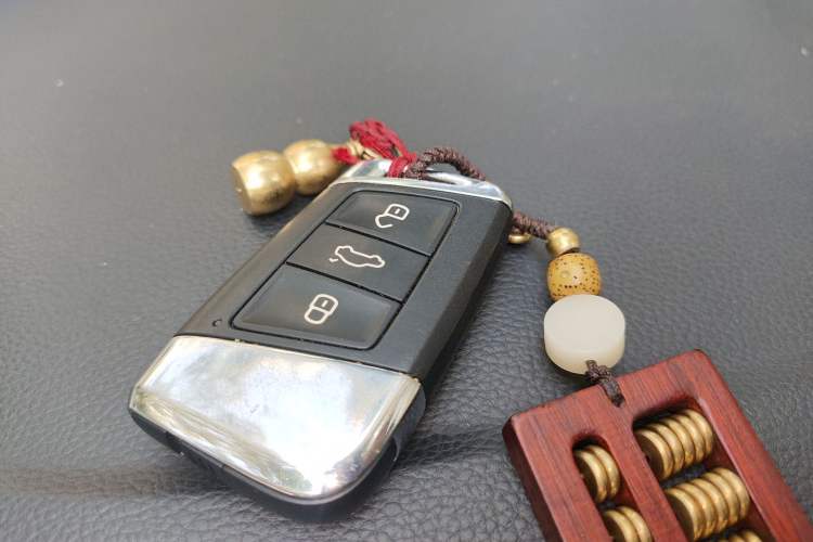 Used Volkswagen Passat 2019 280TSI Business Edition China VI Vehicle Key