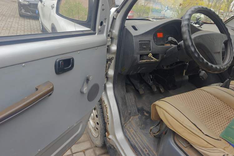 Used Wuling Rongguang 2011 1.2L Base Version Driver Seat