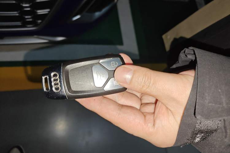 Used Audi Q5L 2022 40T Luxury Dynamic Model