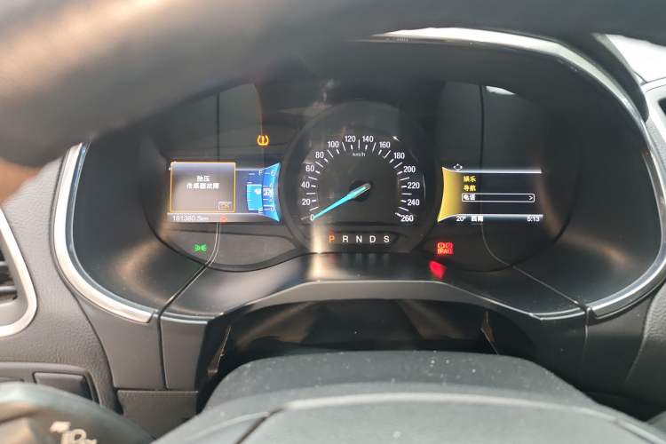 Used Ford Edge 2016 EcoBoost 245 Four-Wheel Drive Titanium Edition 7-Seater
