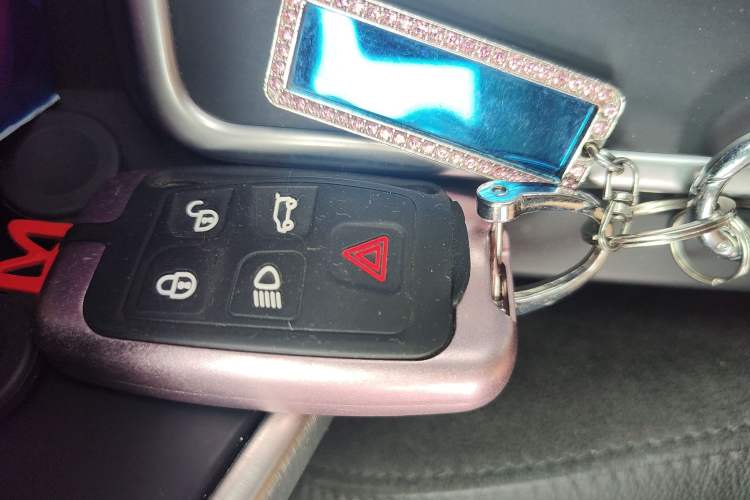 Used Land Rover Discovery Sport 2016 2.0T SE
