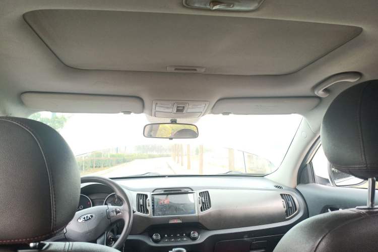 Used Kia Sportage R 2015 2.0L Automatic Two-Wheel Drive GL
