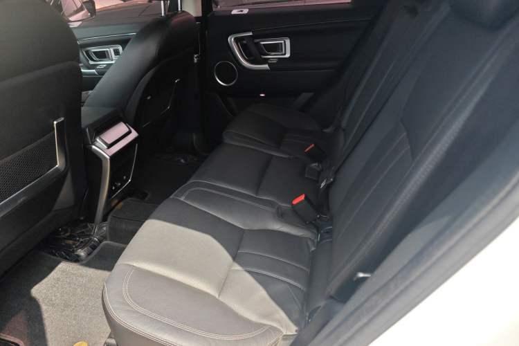 Used Land Rover Discovery Sport 2016 2.0T HSE Left Rear Seat