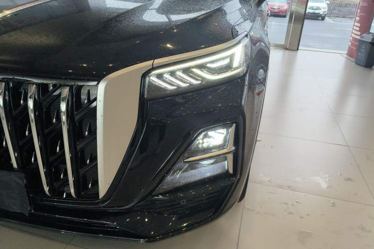 Used Hongqi HS5 2026 Model 2.0T Two-Wheel Drive Qi Xiang Pro Edition
