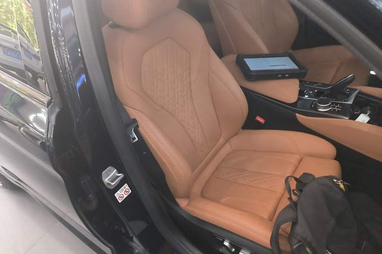 Used BMW 5 Series 2021 530i M Sport Package Right Front Seat