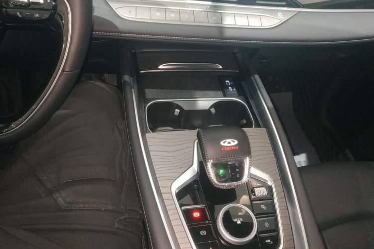 Used Chery Tiggo 8 PRO 2025 290T Two-Wheel-Drive Luxury Edition