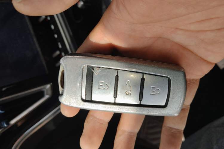 Used Zotye T700 2017 1.8T Manual Luxury Model
