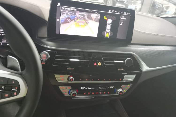 Used BMW 5 Series 2021 530Li Leading Model M Sport Package Audio And AC Panel