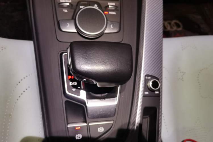 Used Audi A4L 2017 40 TFSI Fashion Model
