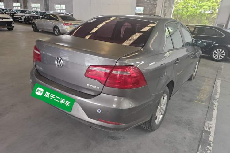 Used Volkswagen Bora 2013 1.6L Manual Fashion Edition Rear Right 45 Deg