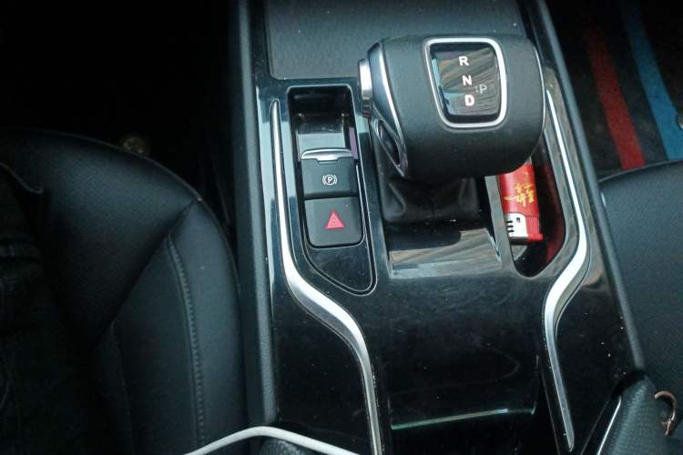 Used Hongqi E-QM5 2022 431 km Charge & Enjoy Edition Gear Lever