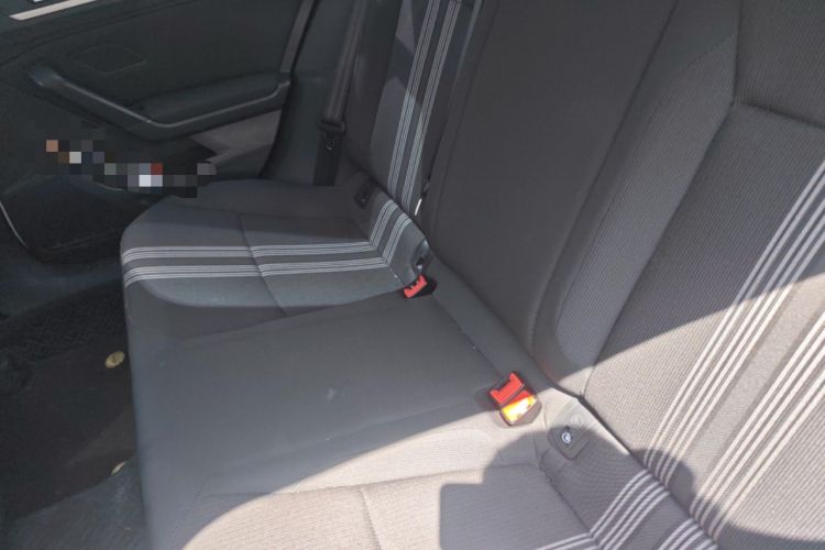 Used Volkswagen Lamando 2015 230TSI DSG Fashion Edition Left Rear Seat