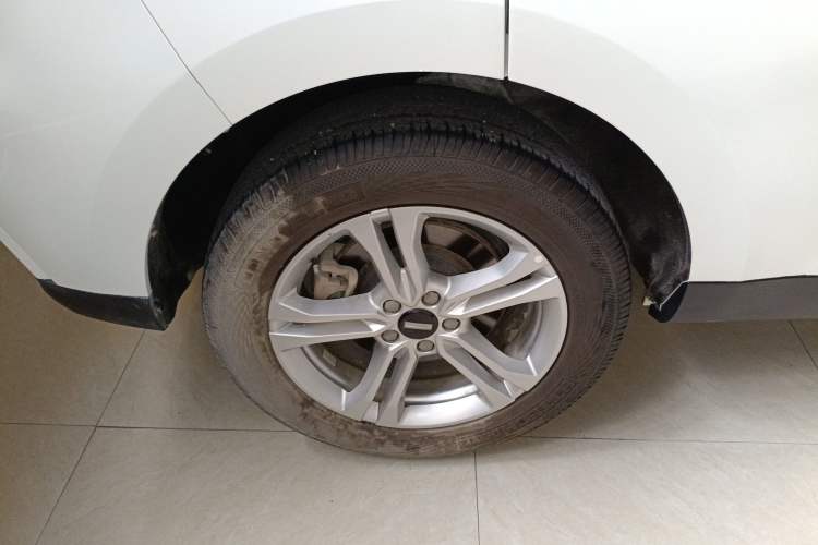 Used Wey VV5 2020 1.5T Two-Wheel Drive Color Pioneer
