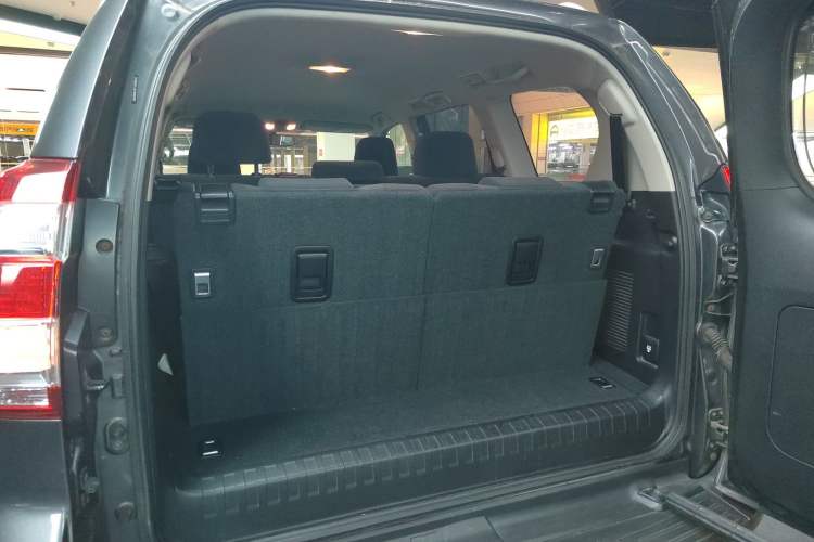 Used Toyota Prado 2014 2.7L Middle East Version Parallel Import