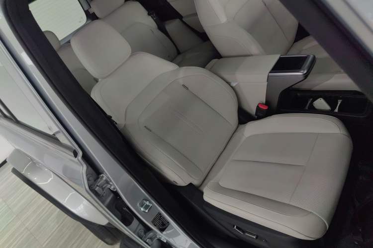 Used iCAR V23 2025 401 Two-Wheel Drive Intelligent Driving Version