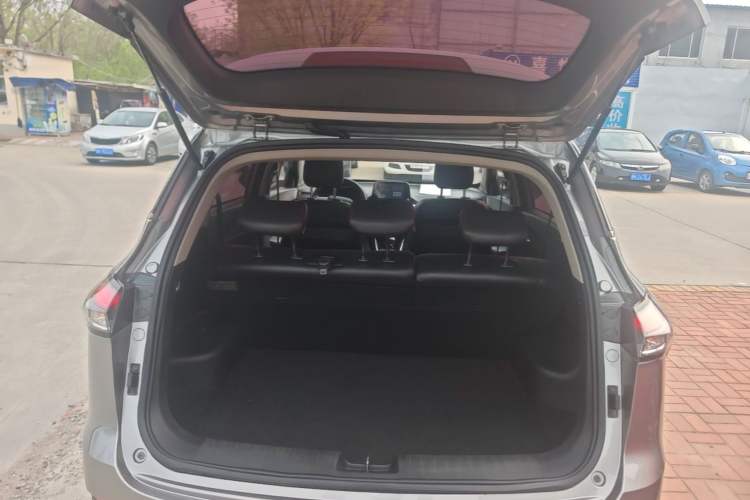 Used Baojun 510 2019 1.5L Manual Prestige Version China V Emission Standard Trunk