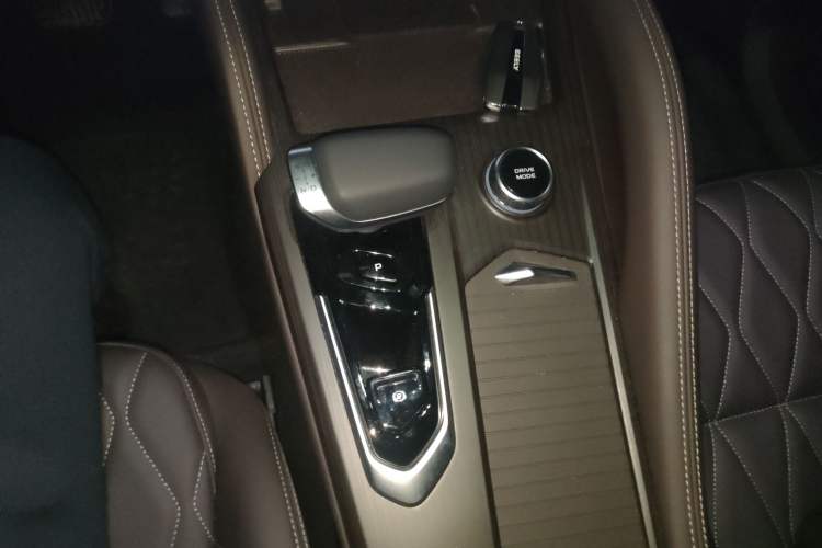 Used Geely Auto Monjaro L 2025 2.0TD Automatic Xingyun Version