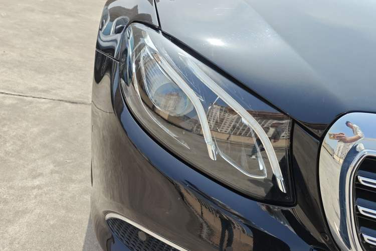 Used Mercedes-Benz E-Class 2019 E 260 L Right Front Headlight