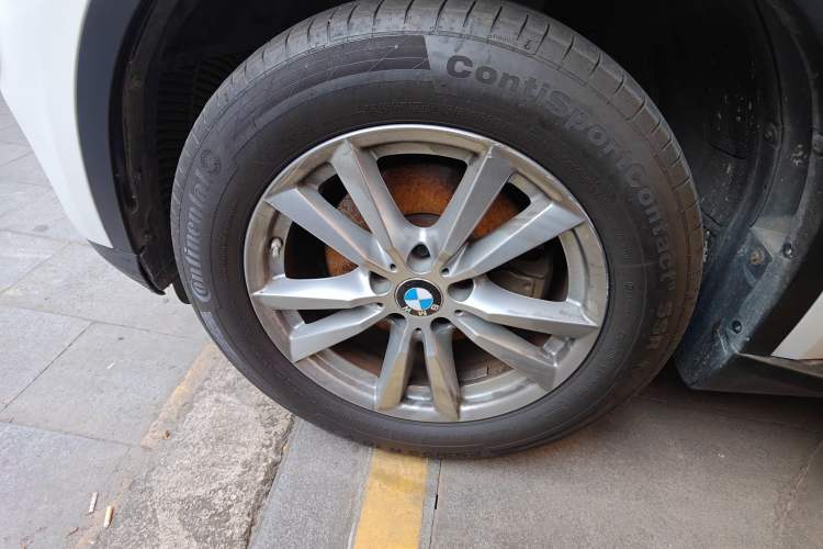 Used BMW X5 2017 xDrive35i Middle East
