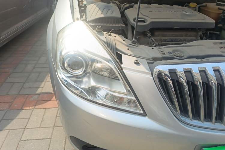 Used Buick Excelle 2013 1.5L Automatic Classic Model
