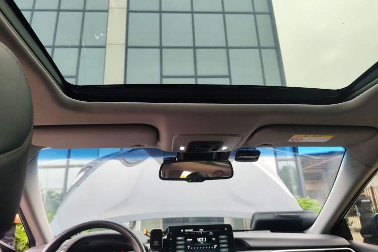 Used Toyota Camry 2021 Dual-Motor 2.5HG Luxury Edition Headliner