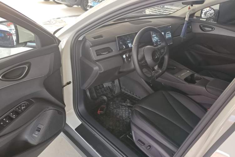 Used BYD Seal 06 New Energy 2026 DM-i Ultra-Enjoyment 128KM Smart Enjoyment Model