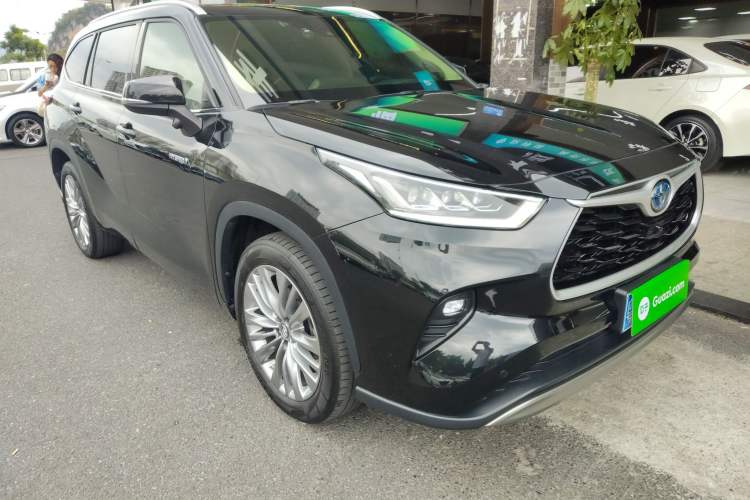 Used Toyota Highlander 2022 Dual-Engine 2.5L Four-Wheel Drive Prestige Version 7 Seats