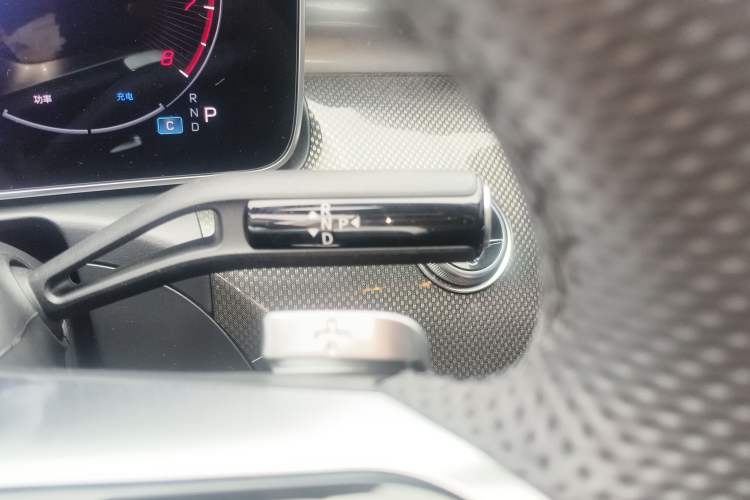 Used Mercedes-Benz C-Class 2023 Restyled C 260 L Night Edition Sports Version
