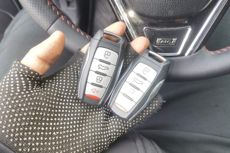 Used Haval M6 2019 1.5T Manual Two-Wheel Drive Elite Version China VI Standard Interior 1