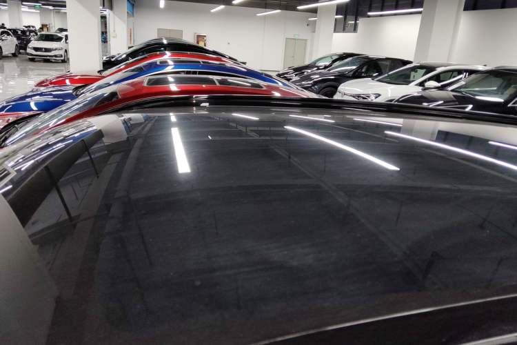 Used XPeng G9 2025 625 Long-Range Max Roof