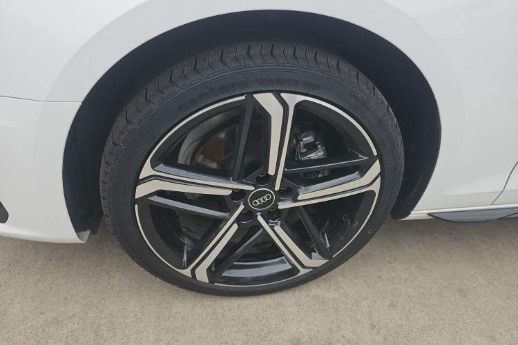 Used Audi A4L 2024 40 TFSI Luxury Dynamic Edition