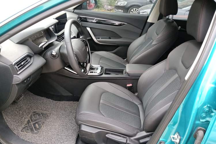 Used Dongfeng Aeolus Yixuan 2020 230T Automatic Dazzle Track Edition