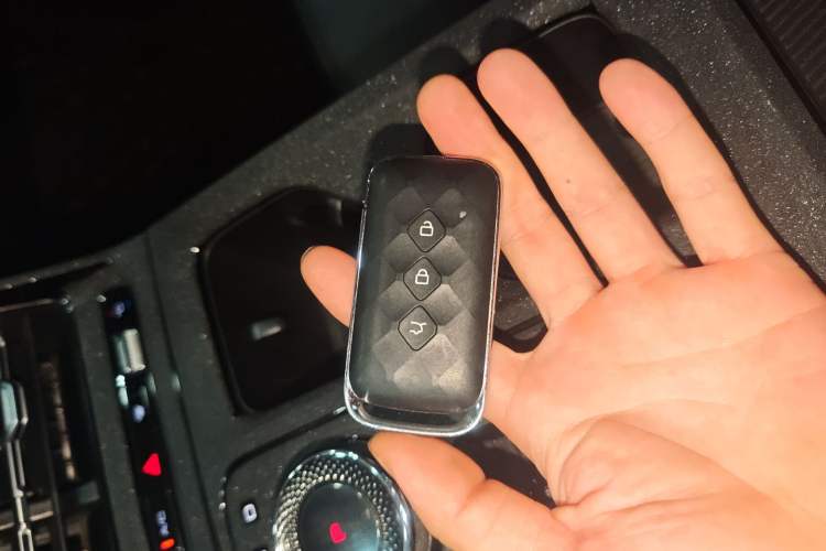 Used Wuling Xingguang 2023 150 Advanced Edition Vehicle Key