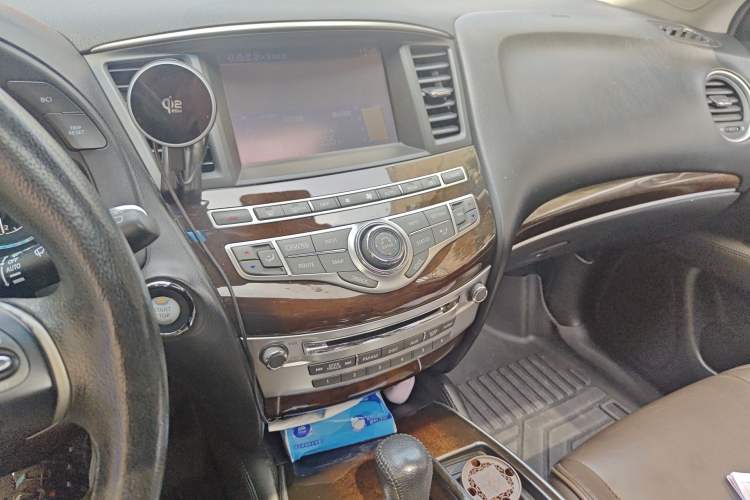 Used Infiniti JX 2013 JX35 4x4 All-Terrain Edition Audio And AC Panel