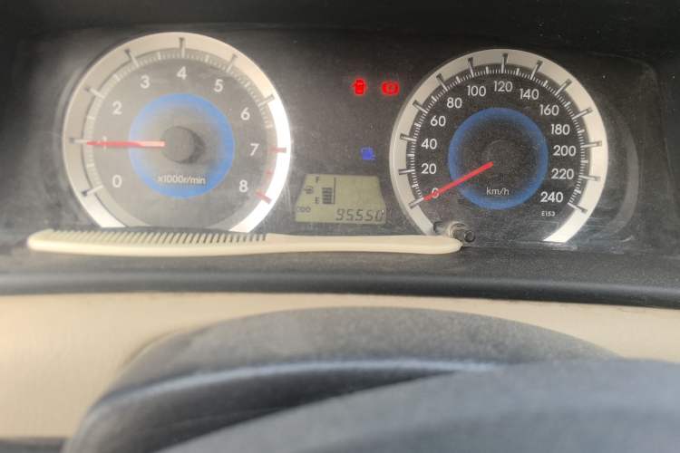 Used Toyota Corolla EX 2013 1.6L Manual Luxury Edition