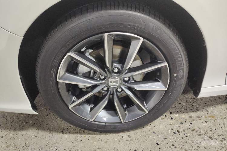 Used Honda Inspire 2022 260TURBO Elegant Edition Left Front Wheel Hub