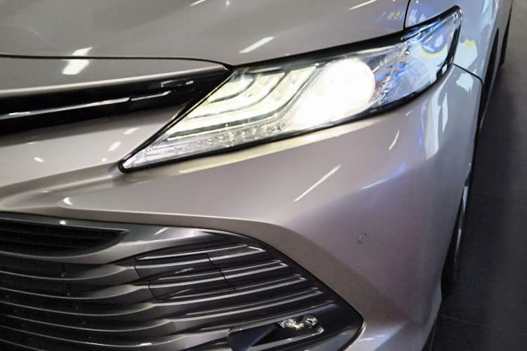 Used Toyota Camry 2019 Revised Version 2.0G Luxury Edition
