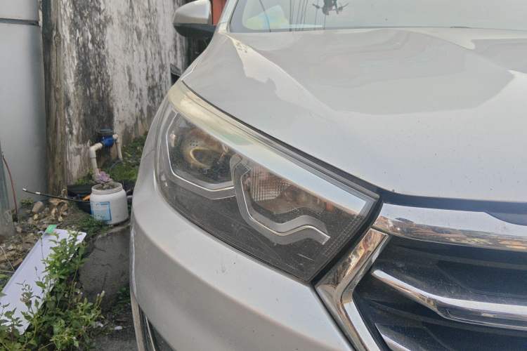 Used Hanteng X5 2018 1.5T CVT Luxury Edition Right Front Headlight