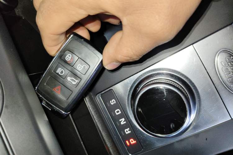 Used Land Rover Discovery 2020 3.0 SC V6 30th Anniversary Special Edition
