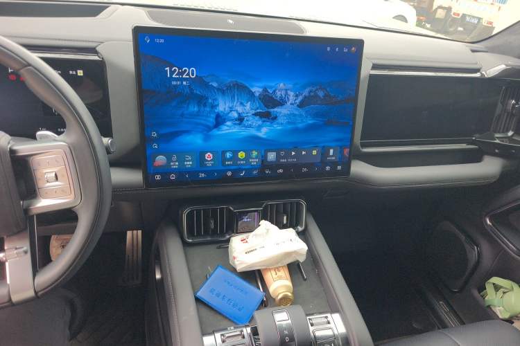 Used Formula Leopard 8 2025 Smart & Brave Flagship Edition 7 Seats