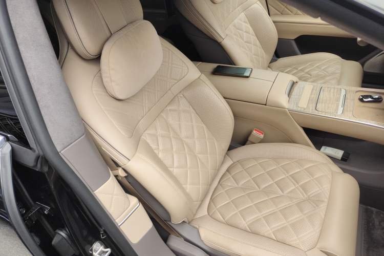 Used Nio ET9 2025 100 kWh
