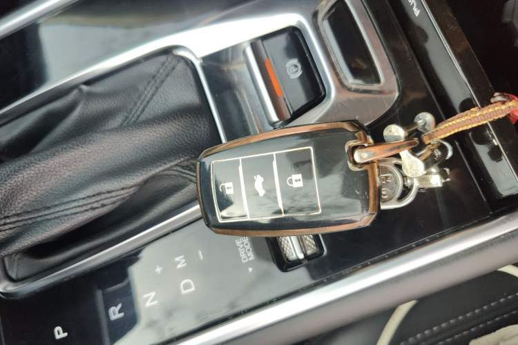 Used CHANGAN CS75 2020 280T DCT Luxury Model China VI Standard Vehicle Key