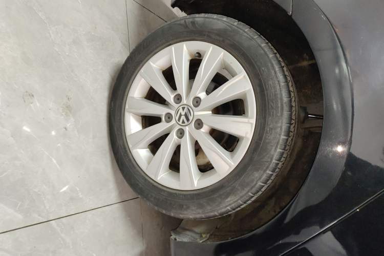 Used Volkswagen Sagitar 2014 Revised Version 1.6L Automatic Comfort Edition Exterior 3