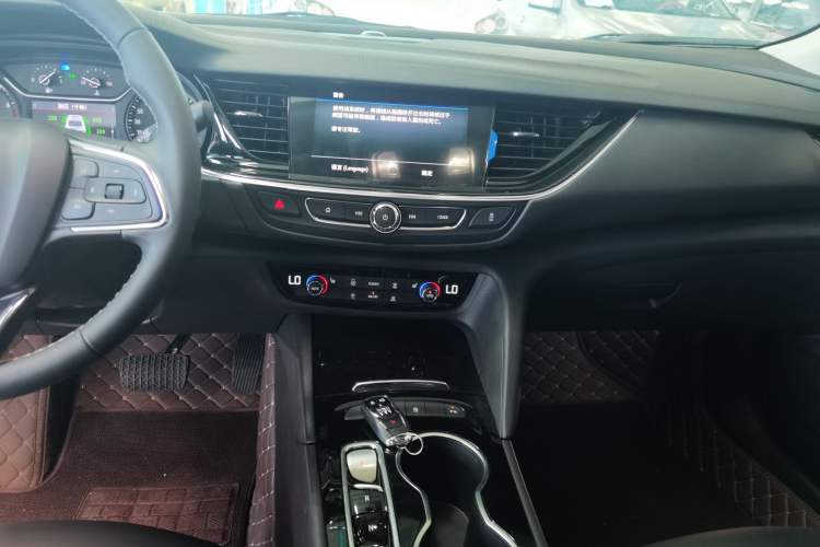 Used Buick Regal 2024 Revised 25T Ultra-Comfort Edition
