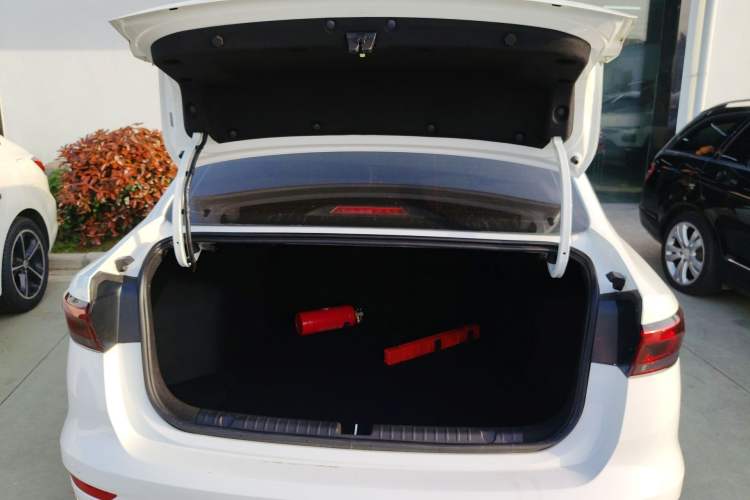 Used Geely Auto Emgrand 2022 4th Generation 1.5L CVT Luxury Model
